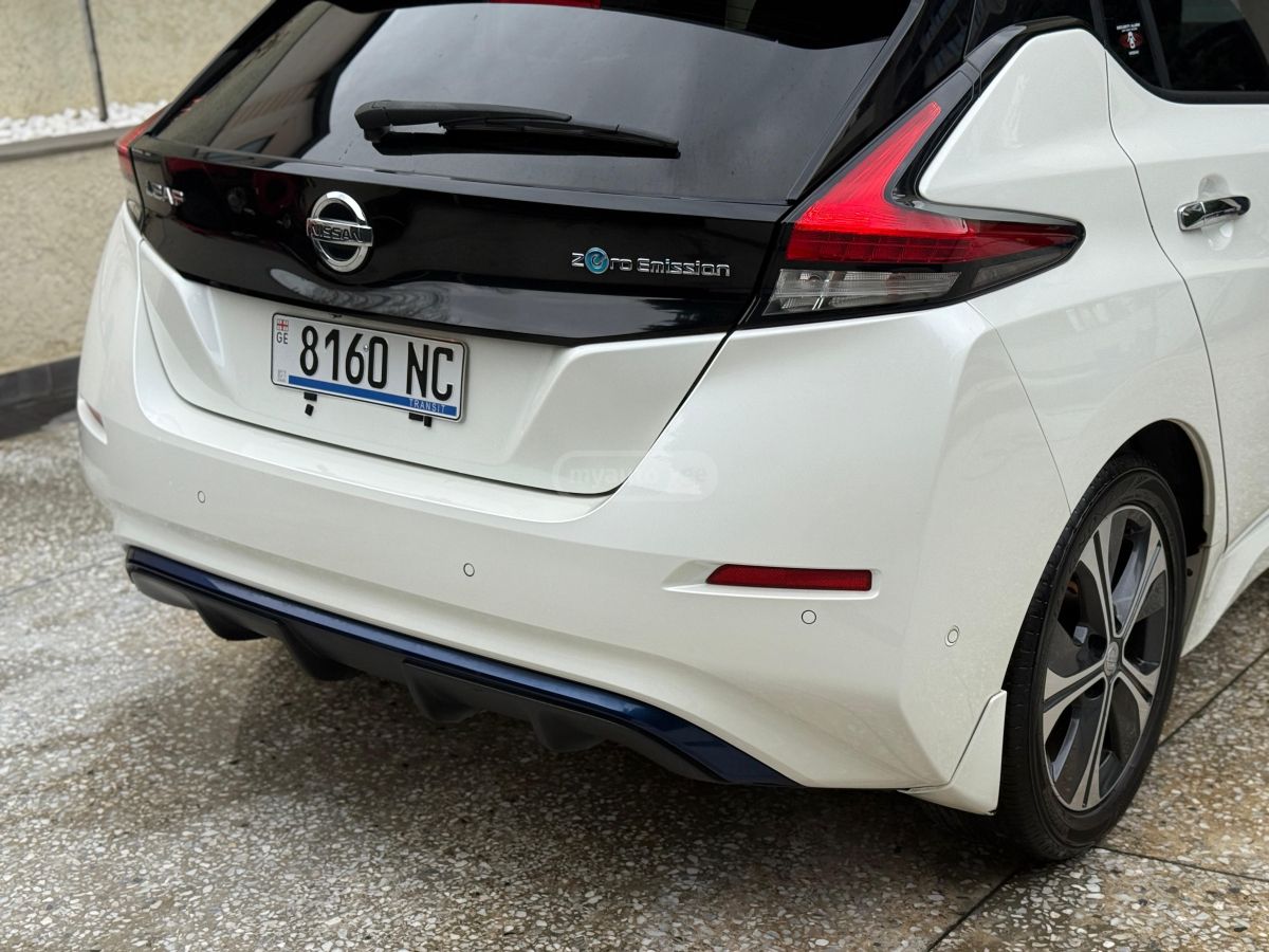 Nissan Leaf - фото 14