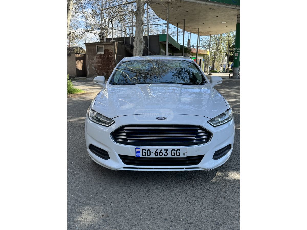 Ford Fusion - фото 12