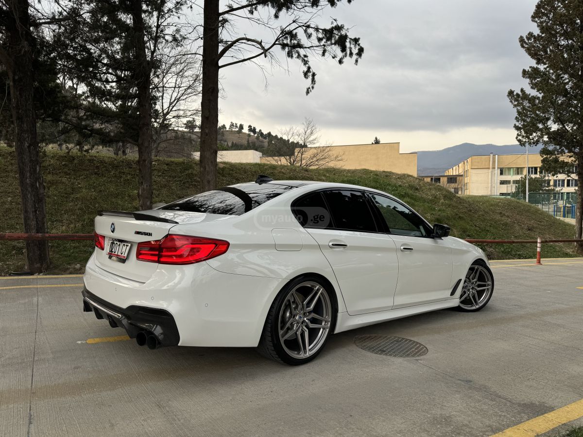 BMW M550 - фото 4