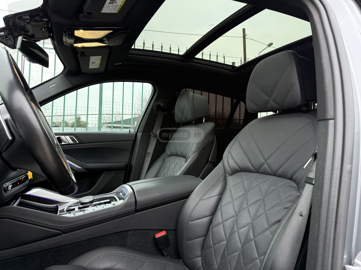 BMW  — миниатюра 10