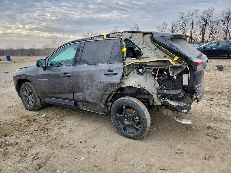 Toyota XLE — миниатюра 6