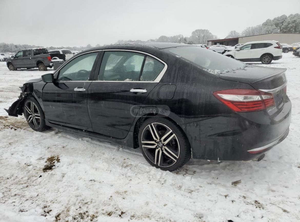 Honda Accord - фото 11