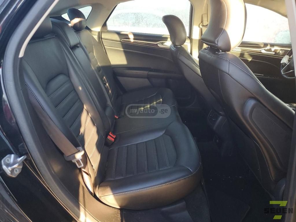 Ford Fusion - фото 6