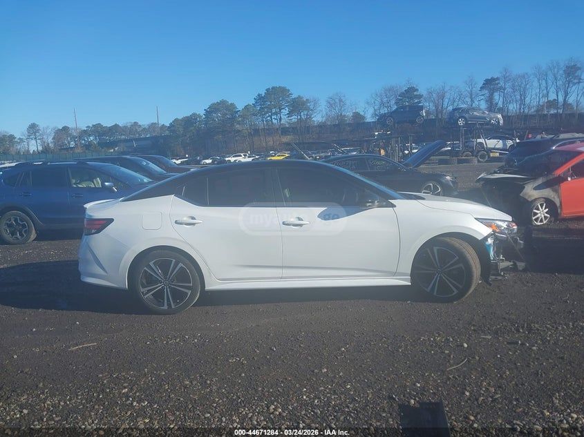 Nissan Sentra 2021 — миниатюра 12