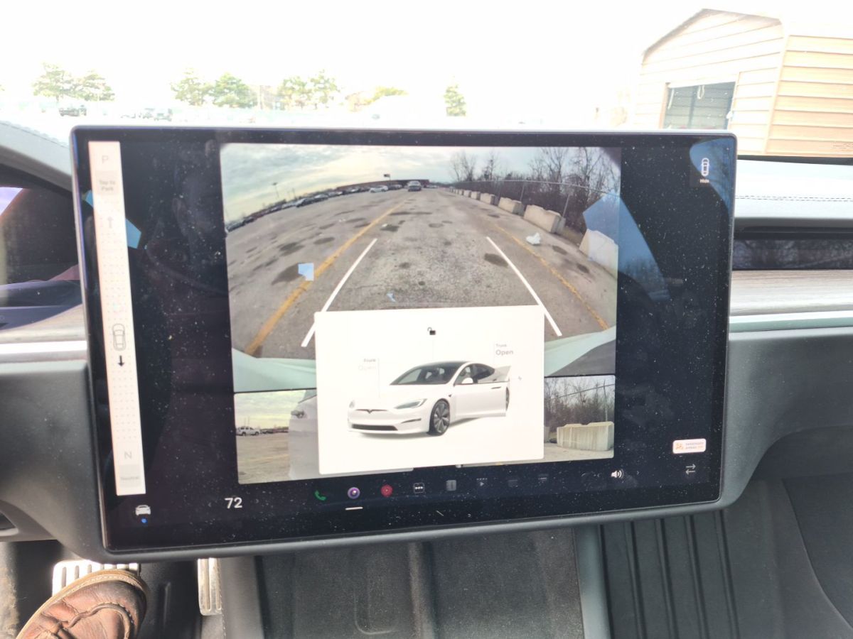 Tesla Model S - фото 10