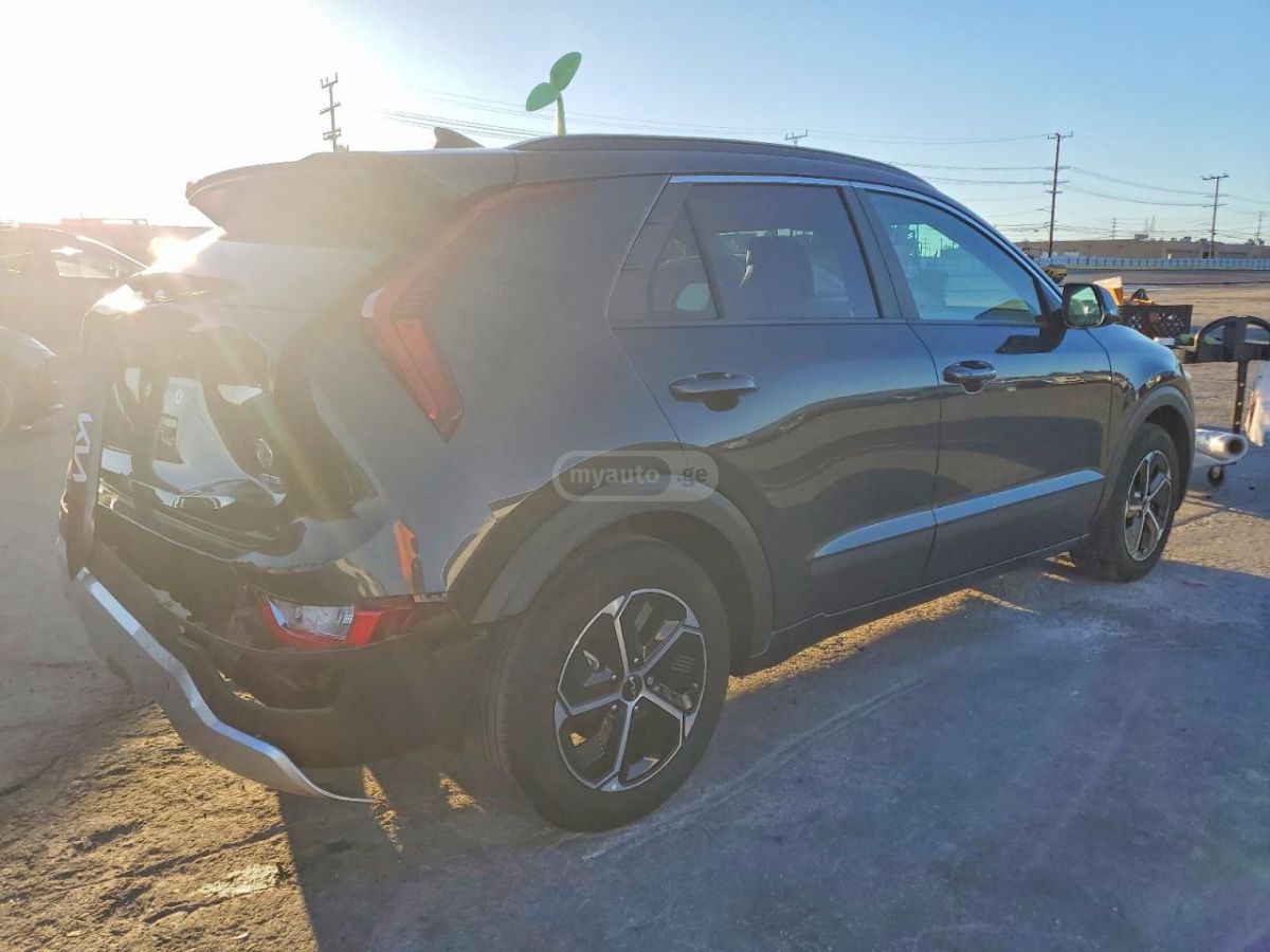 Kia EX — миниатюра 3