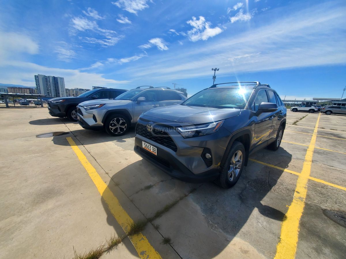 Toyota Rav 4 - фото 10