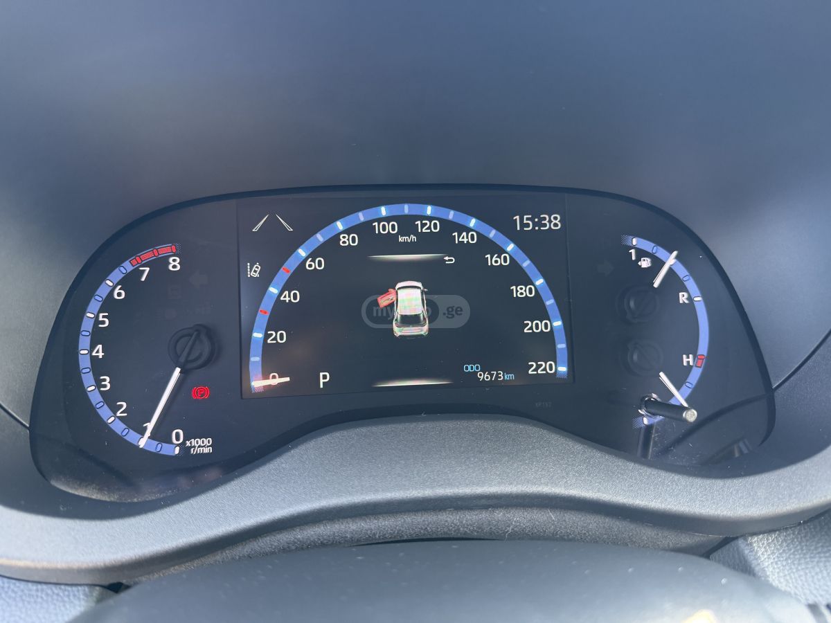 Toyota Yaris Cross - фото 11