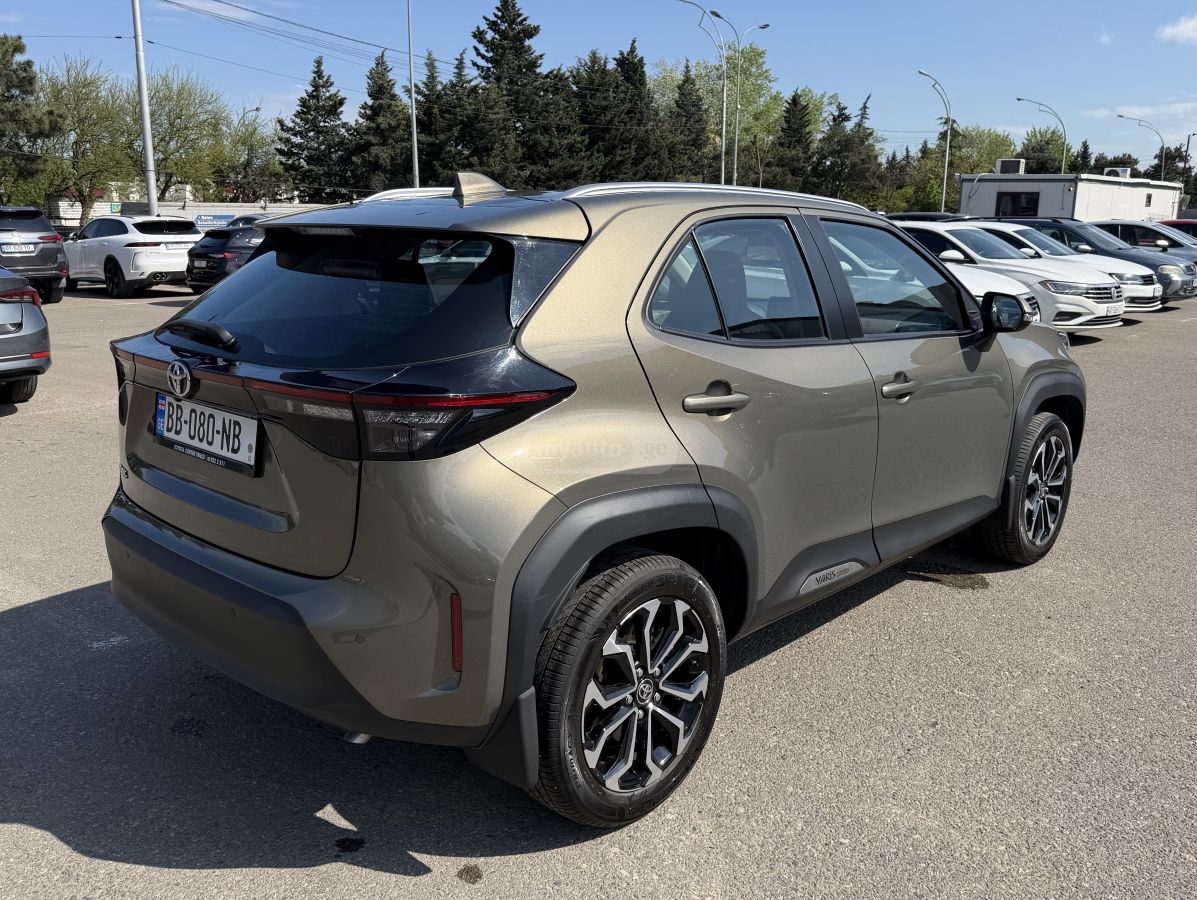 Toyota Yaris Cross - фото 4