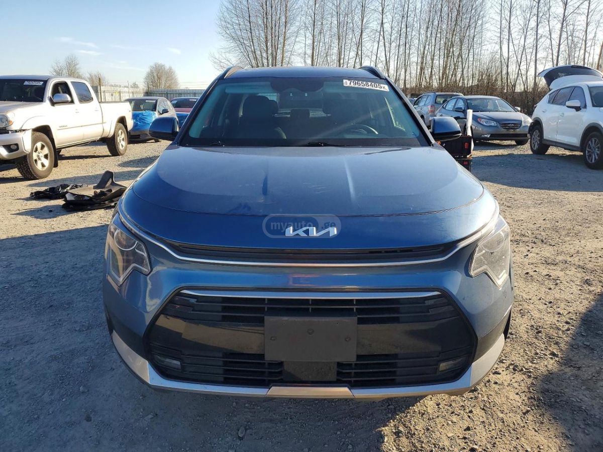 Kia Niro - фото 1