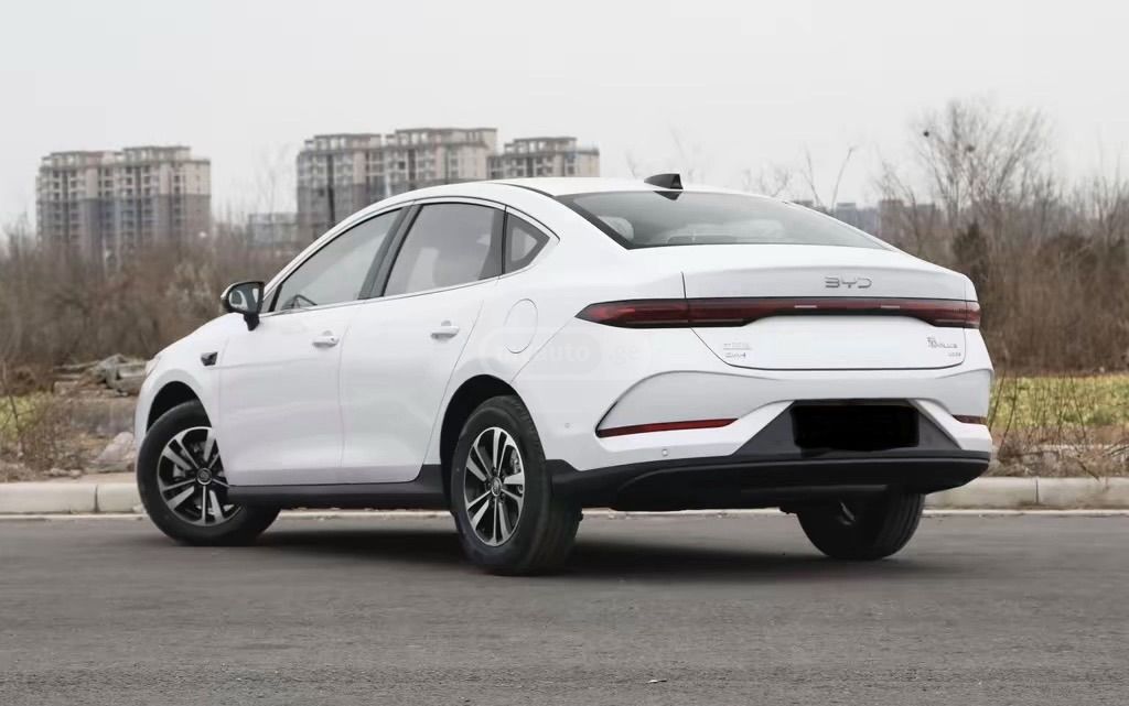 BYD Qin Plus - фото 4