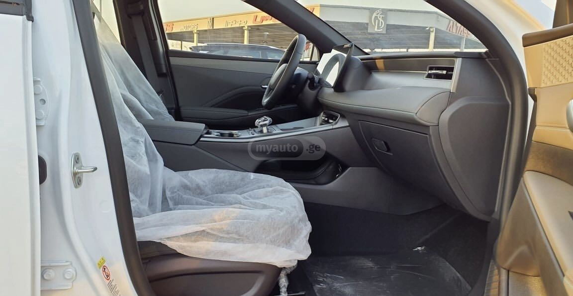 BYD Qin Plus - фото 8