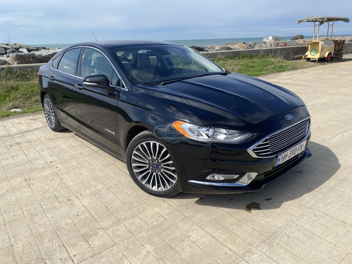 Ford Fusion - фото 2