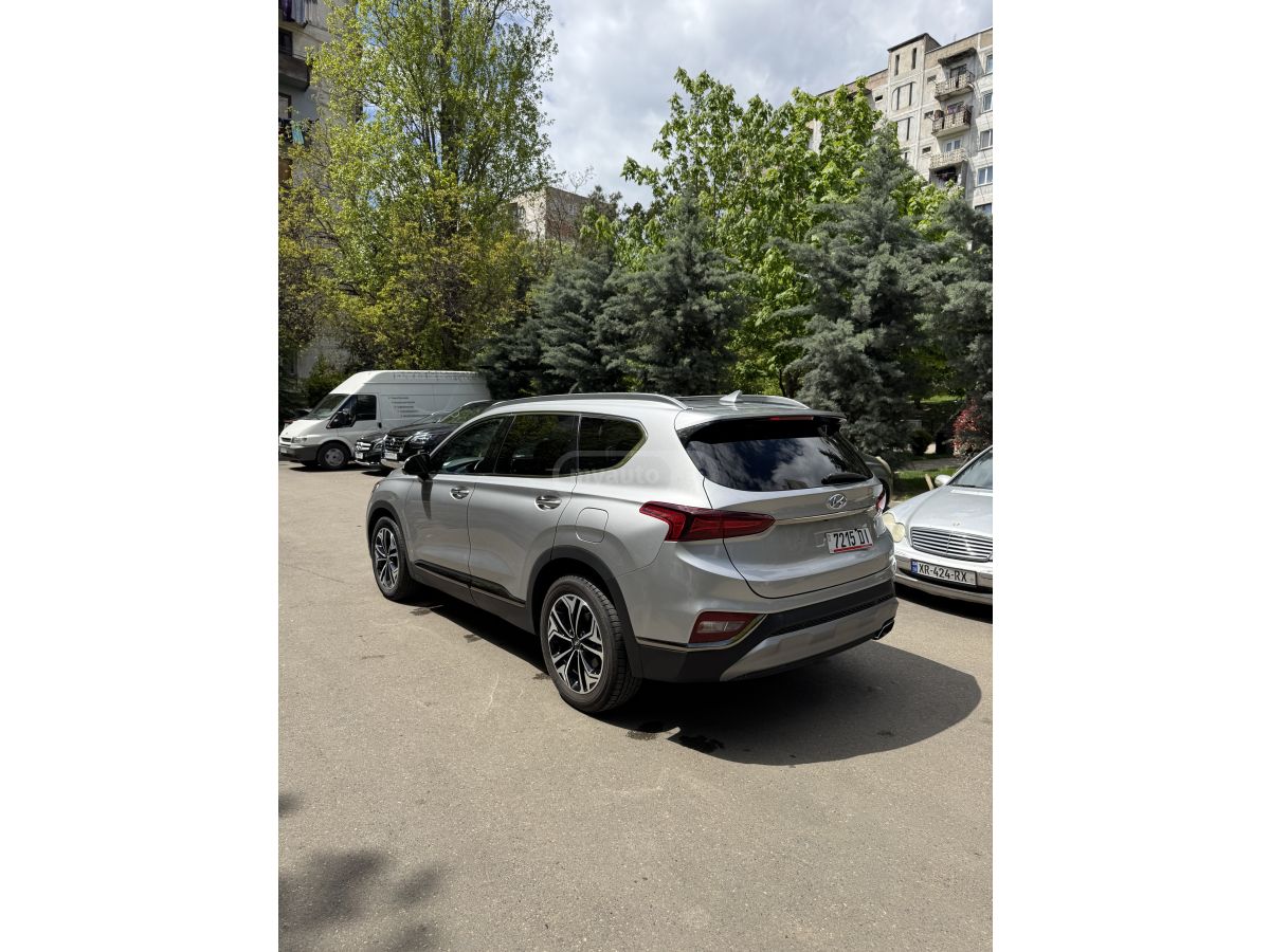 Hyundai Santa Fe - фото 5