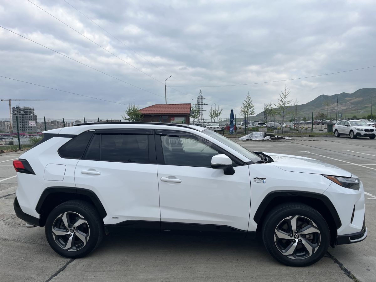 Toyota Rav 4 - фото 2