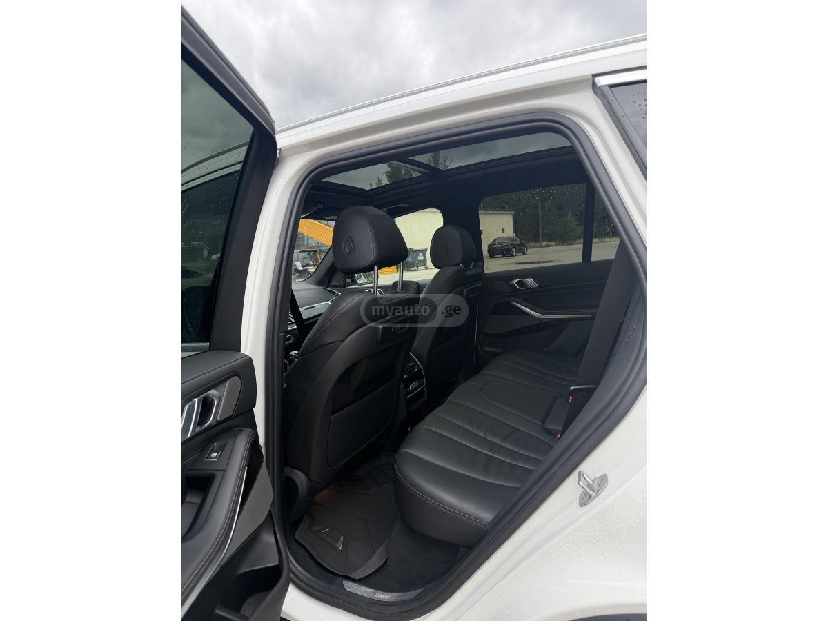 BMW X5 - фото 10