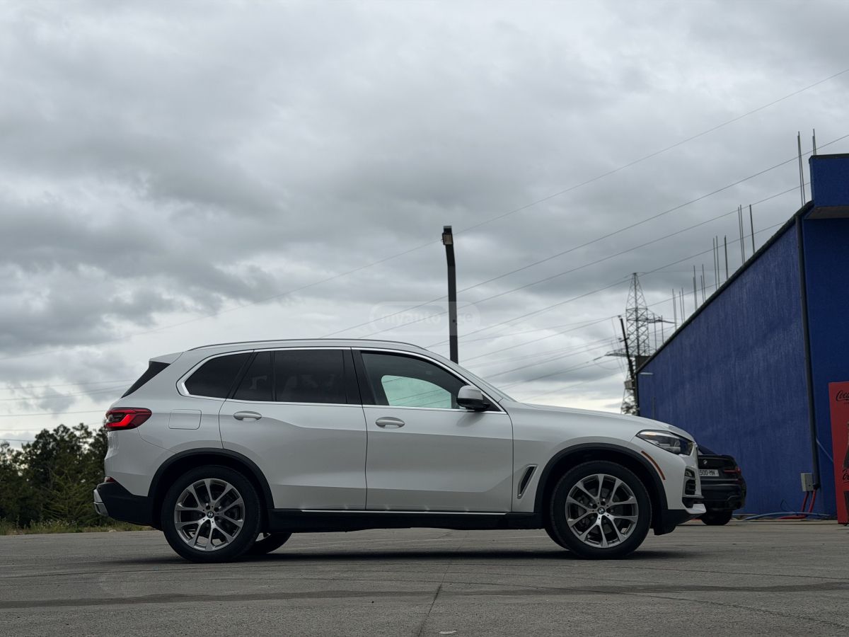 BMW X5 - фото 4
