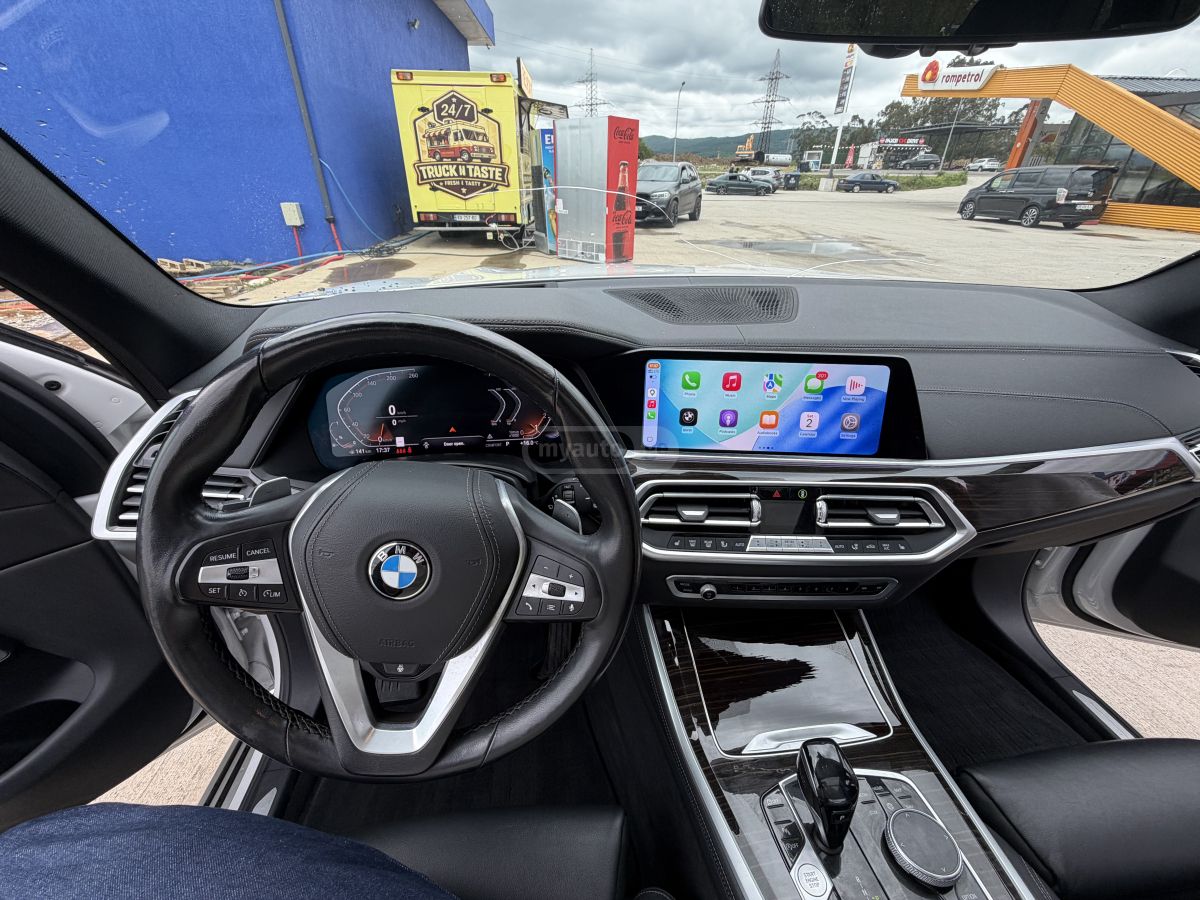 BMW X5 - фото 7