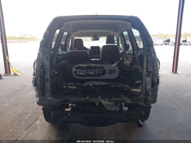 Lexus GX 460 - фото 12