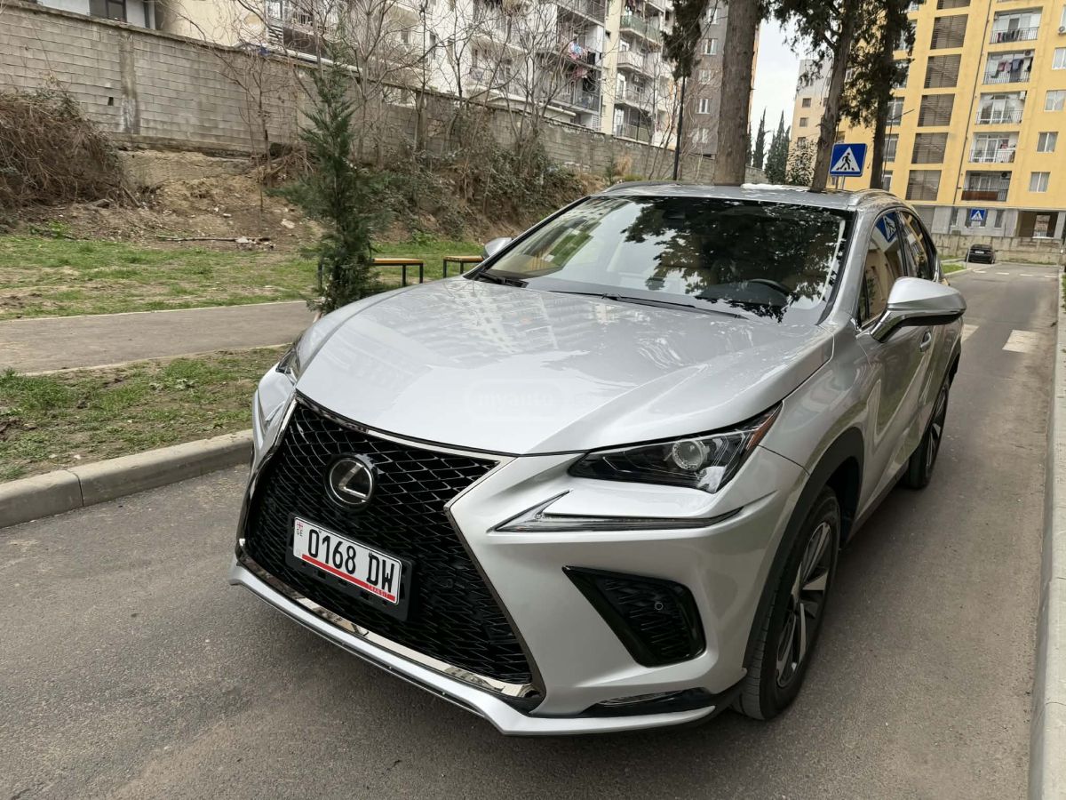 Lexus NX 300 - фото 2