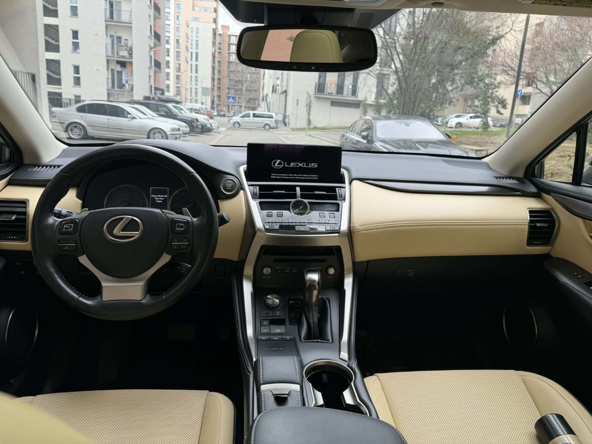 Lexus NX 300 - фото 6