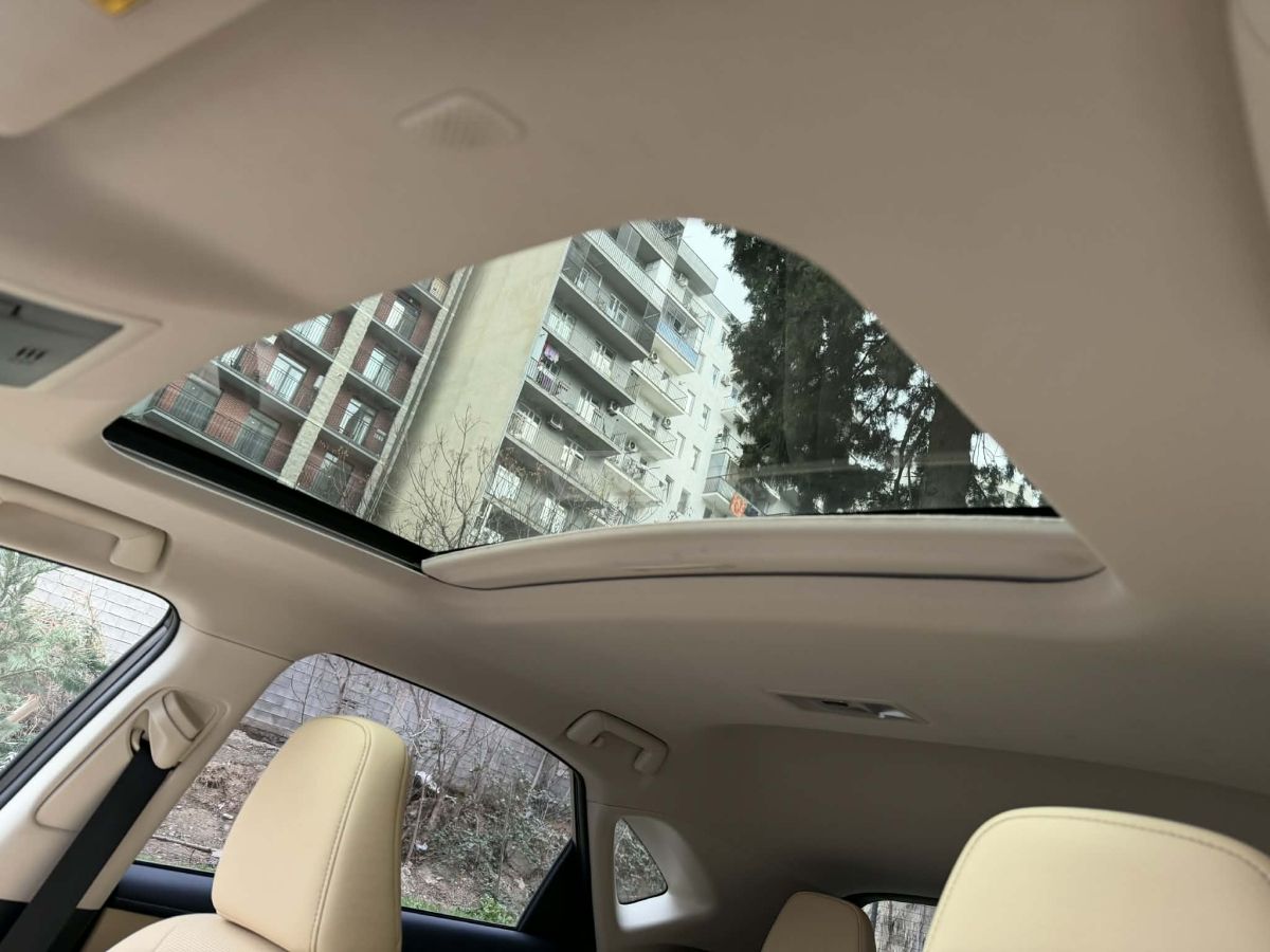 Lexus NX 300 - фото 9