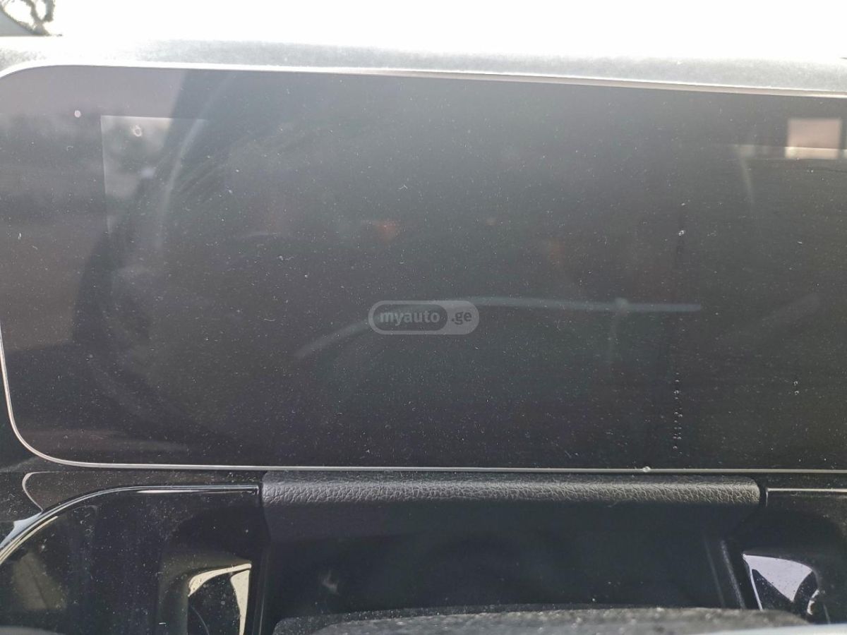 Mercedes-Benz GLA 250 - фото 9