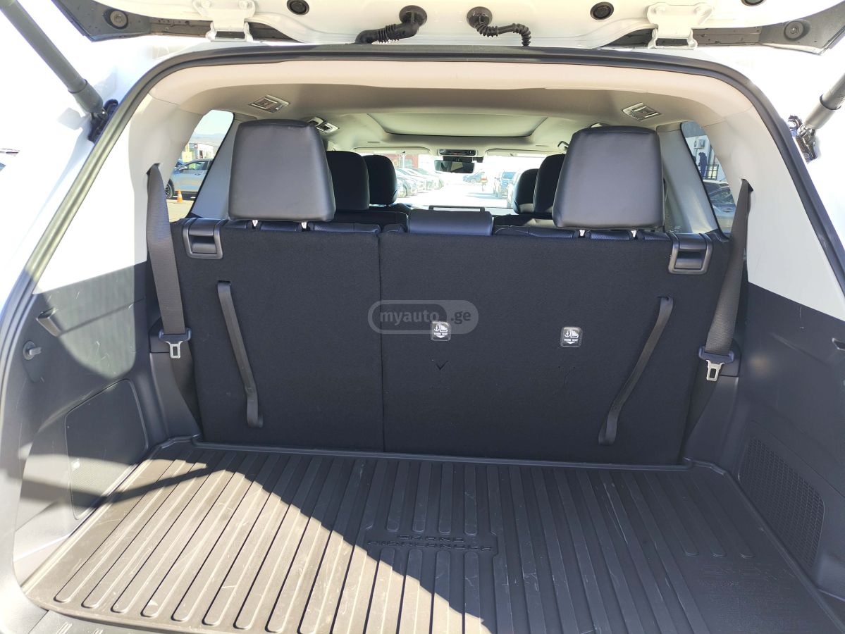 Toyota PLATINIUM — миниатюра 12