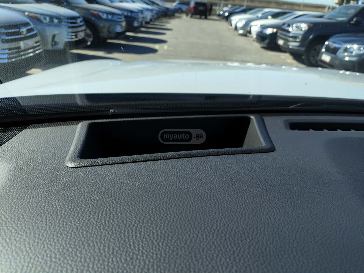 Toyota PLATINIUM — миниатюра 13