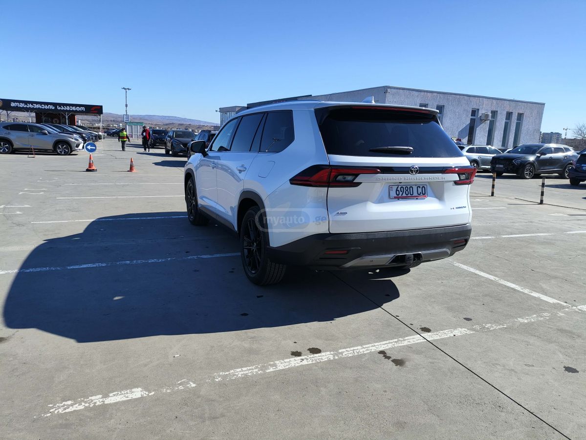 Toyota PLATINIUM — миниатюра 6