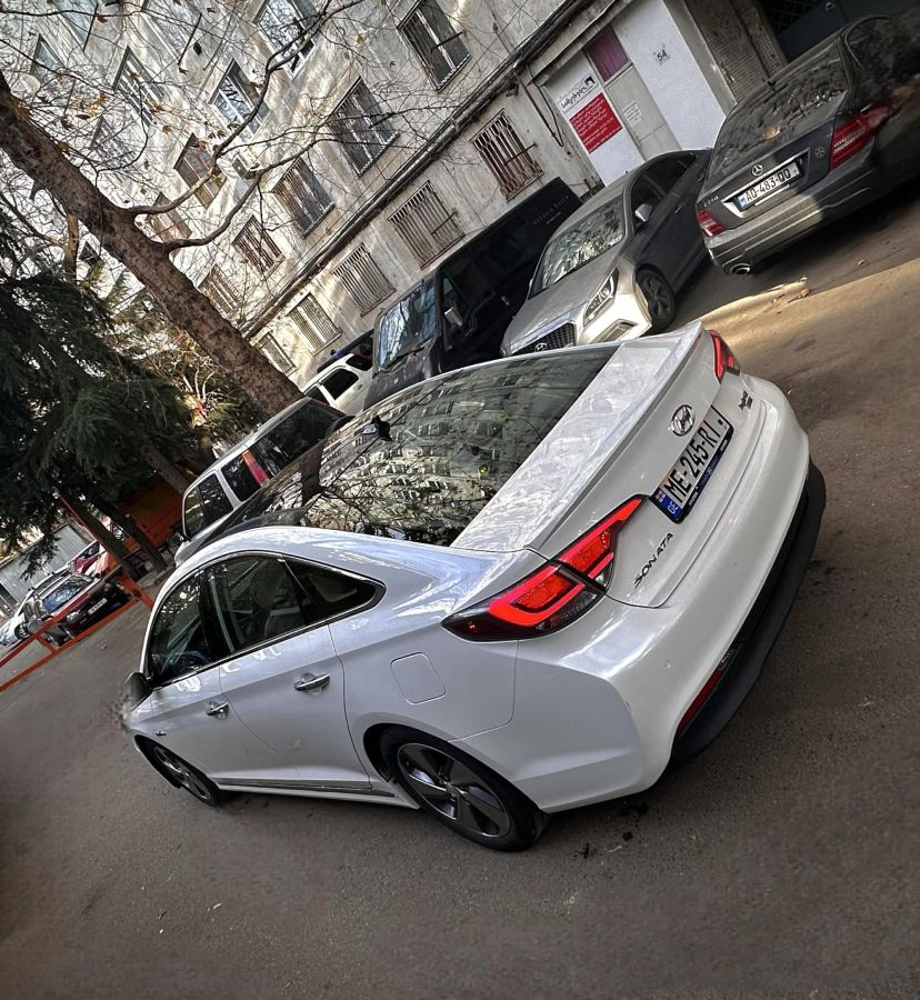 Hyundai Sonata - фото 2