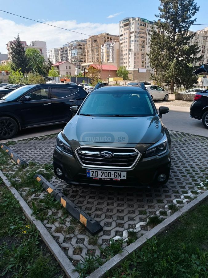 Subaru Outback - фото 1