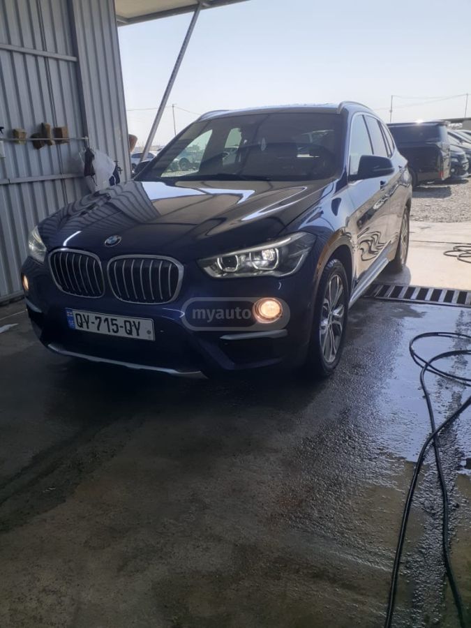 BMW X1 - фото 2