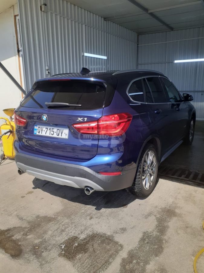 BMW X1 - фото 4