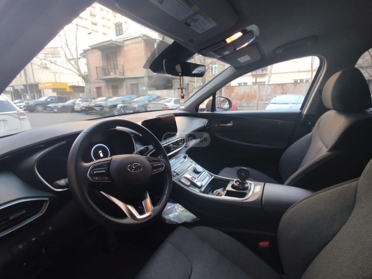 Hyundai Santa FE - фото 3