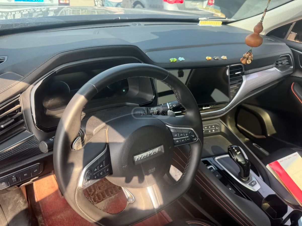 Haval F7 - фото 4