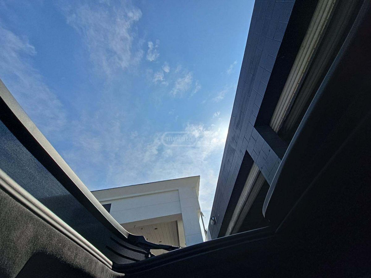 Lamborghini Urus - фото 11