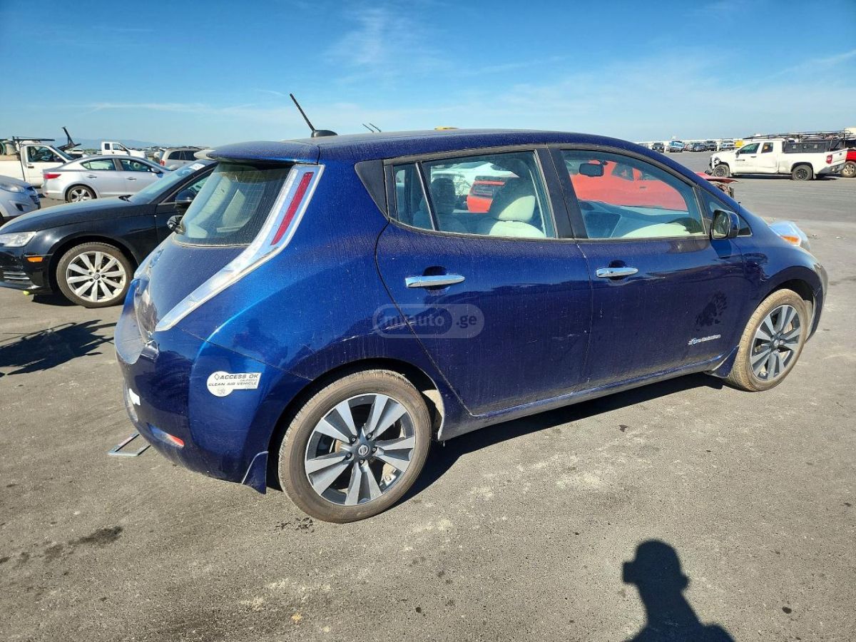Nissan Leaf - фото 3