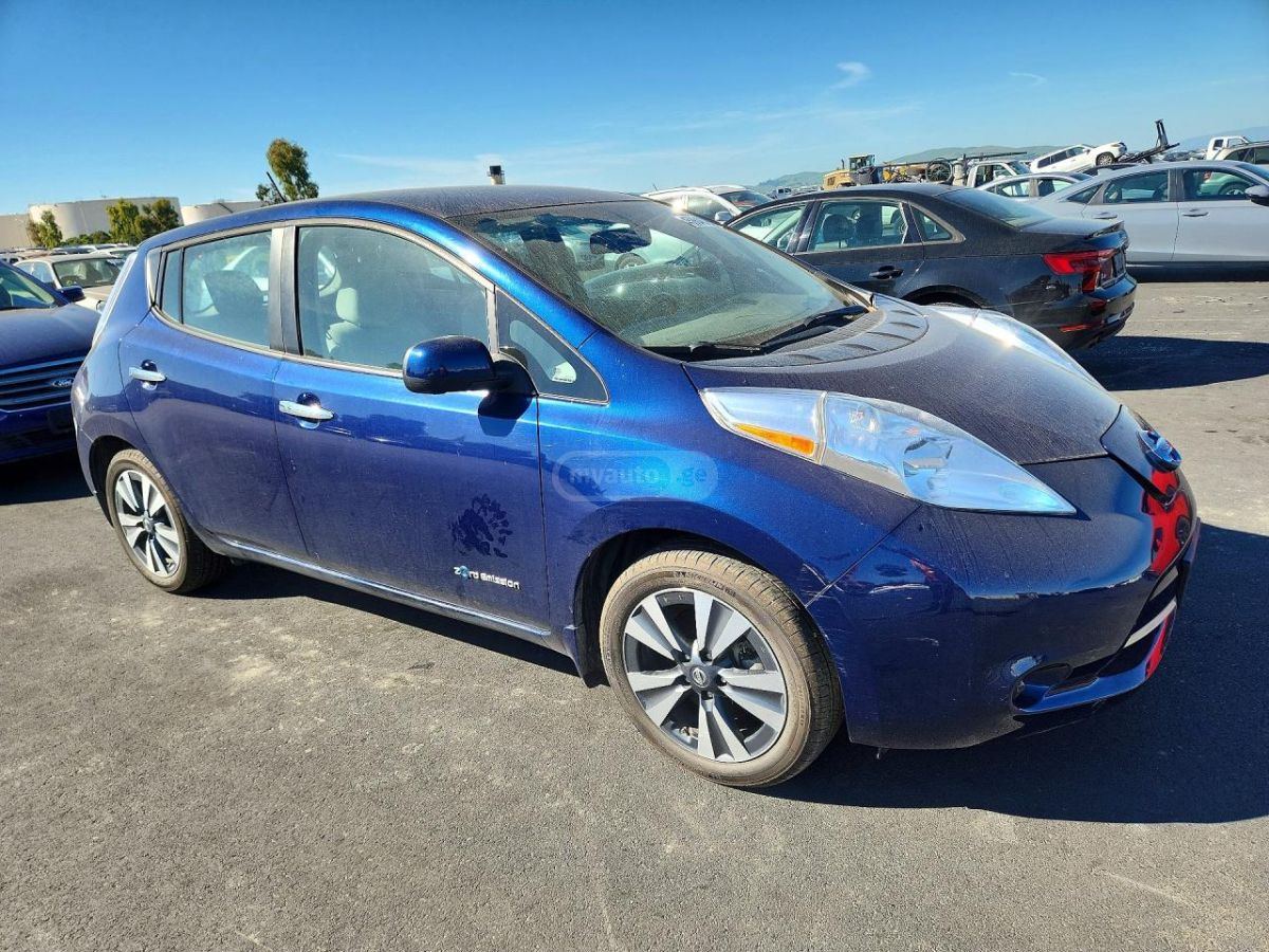 Nissan Leaf - фото 4