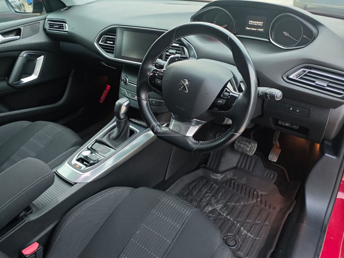 Peugeot 308 - фото 11