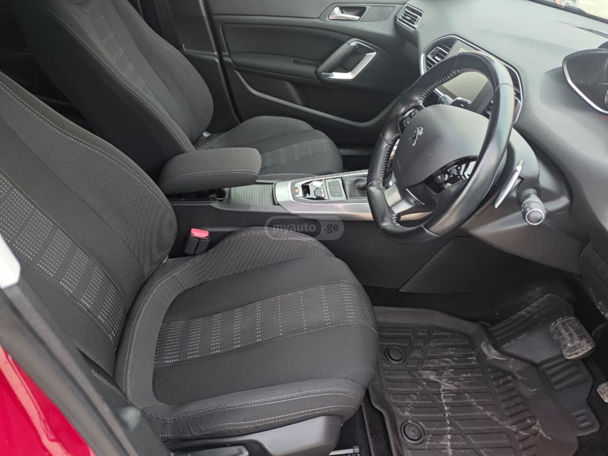 Peugeot 308 - фото 12