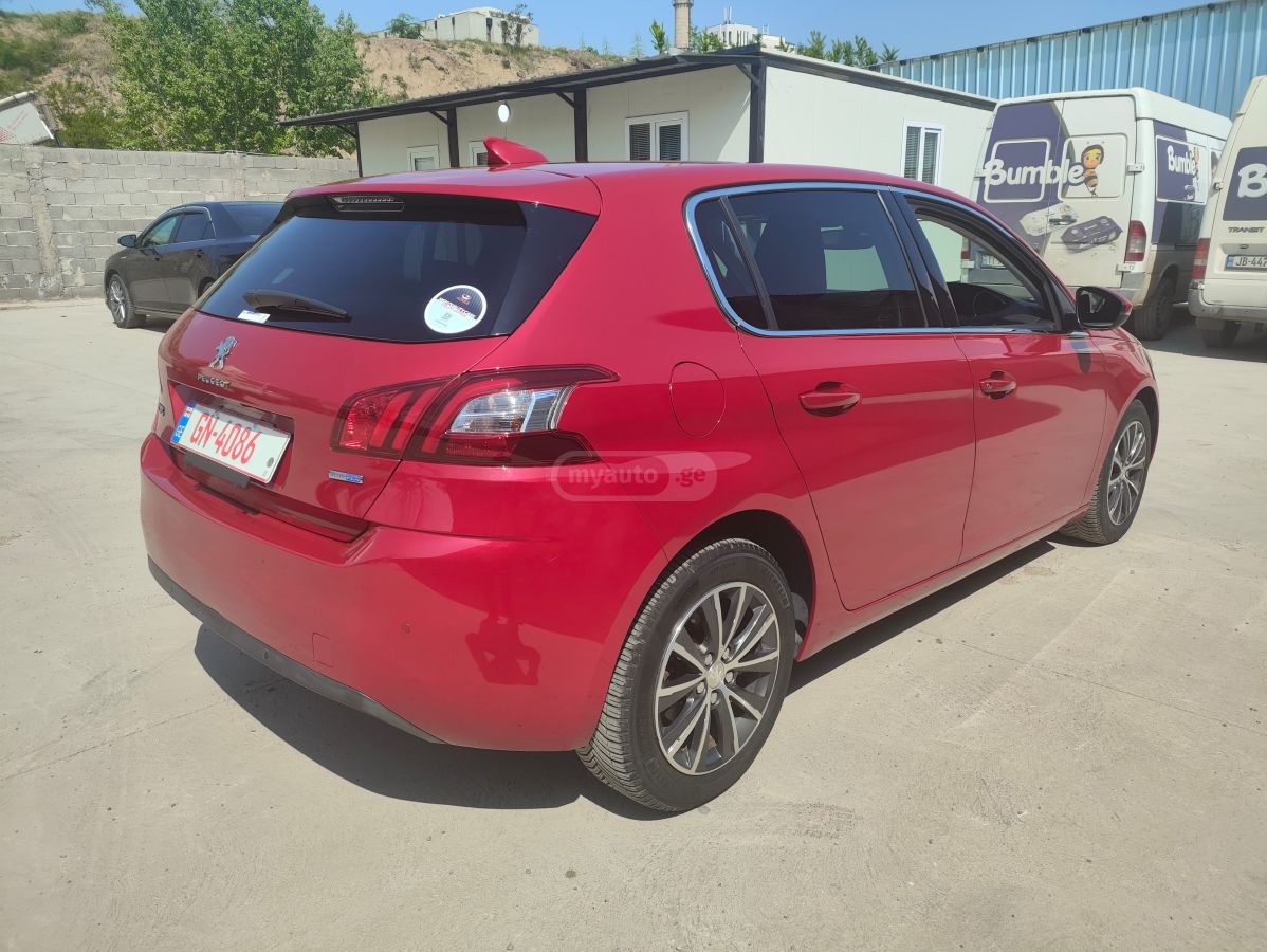 Peugeot 308 - фото 7