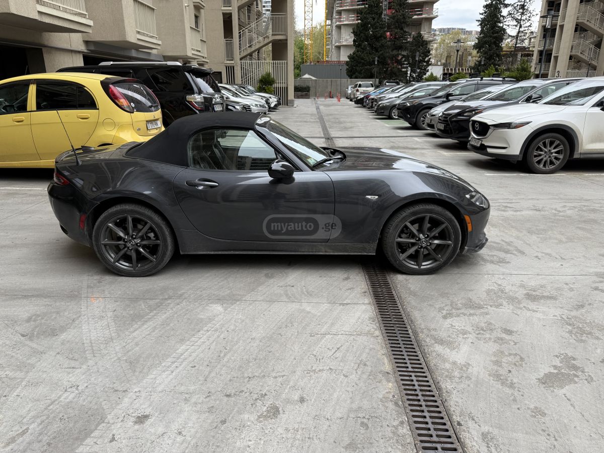 Mazda MX-5 - фото 1