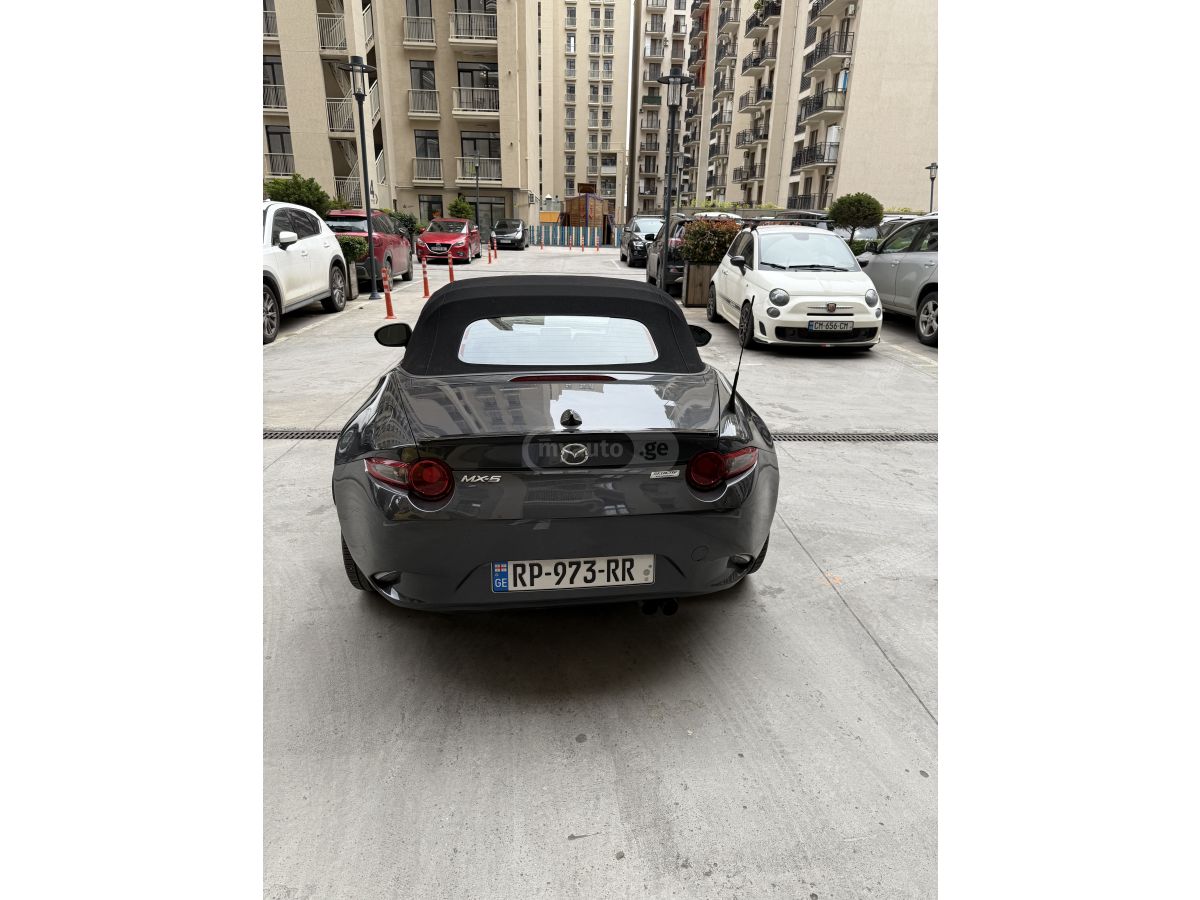 Mazda MX-5 - фото 4