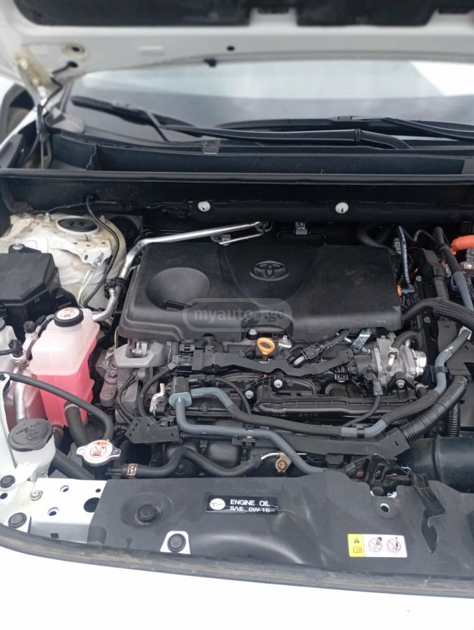 Toyota Rav 4 - фото 9