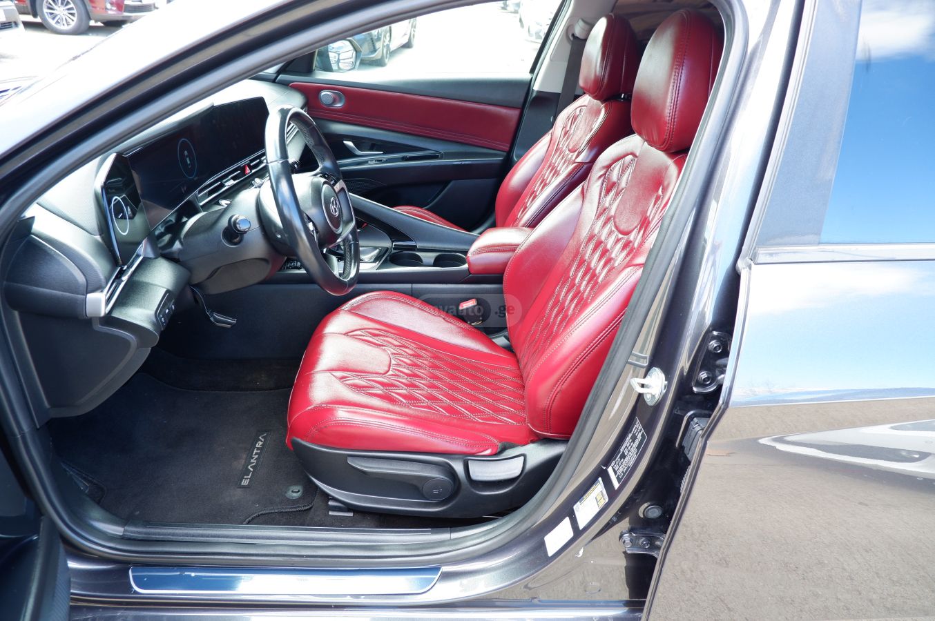 Hyundai Elantra - фото 10