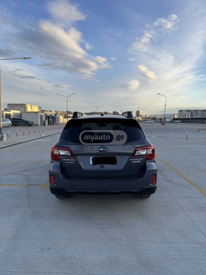 Subaru Outback - фото 7