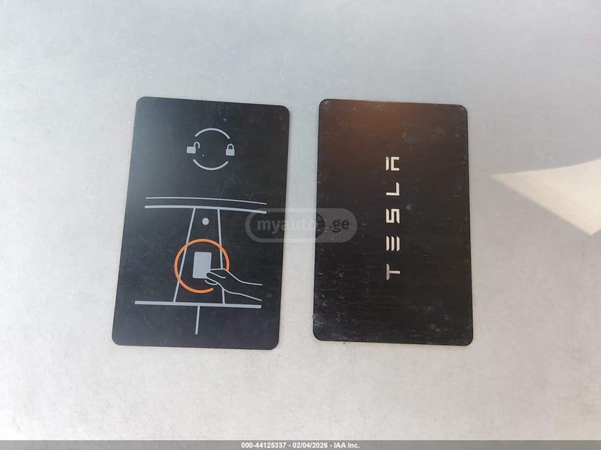 Tesla Model Y - фото 10