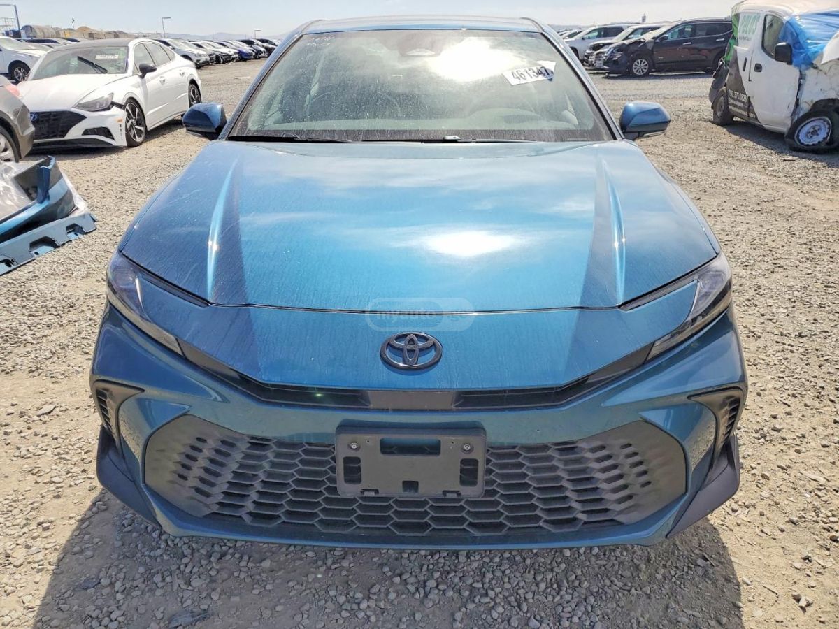 Toyota Camry SE 2025 — миниатюра 5