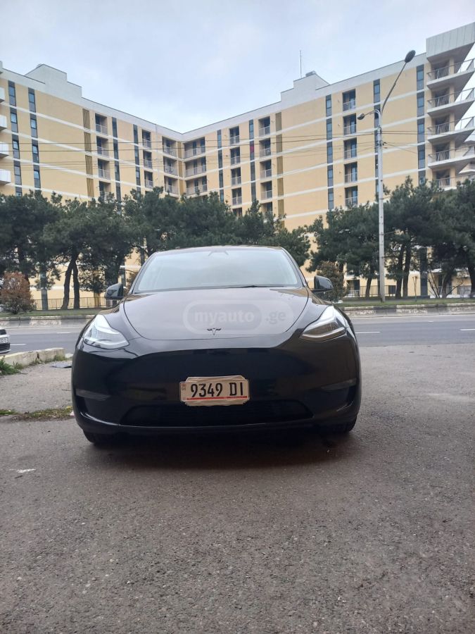 Tesla Model Y - фото 4